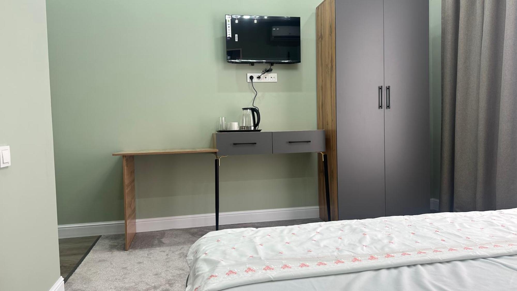Nazar Hotel & Hostel Turkistan Zewnętrze zdjęcie