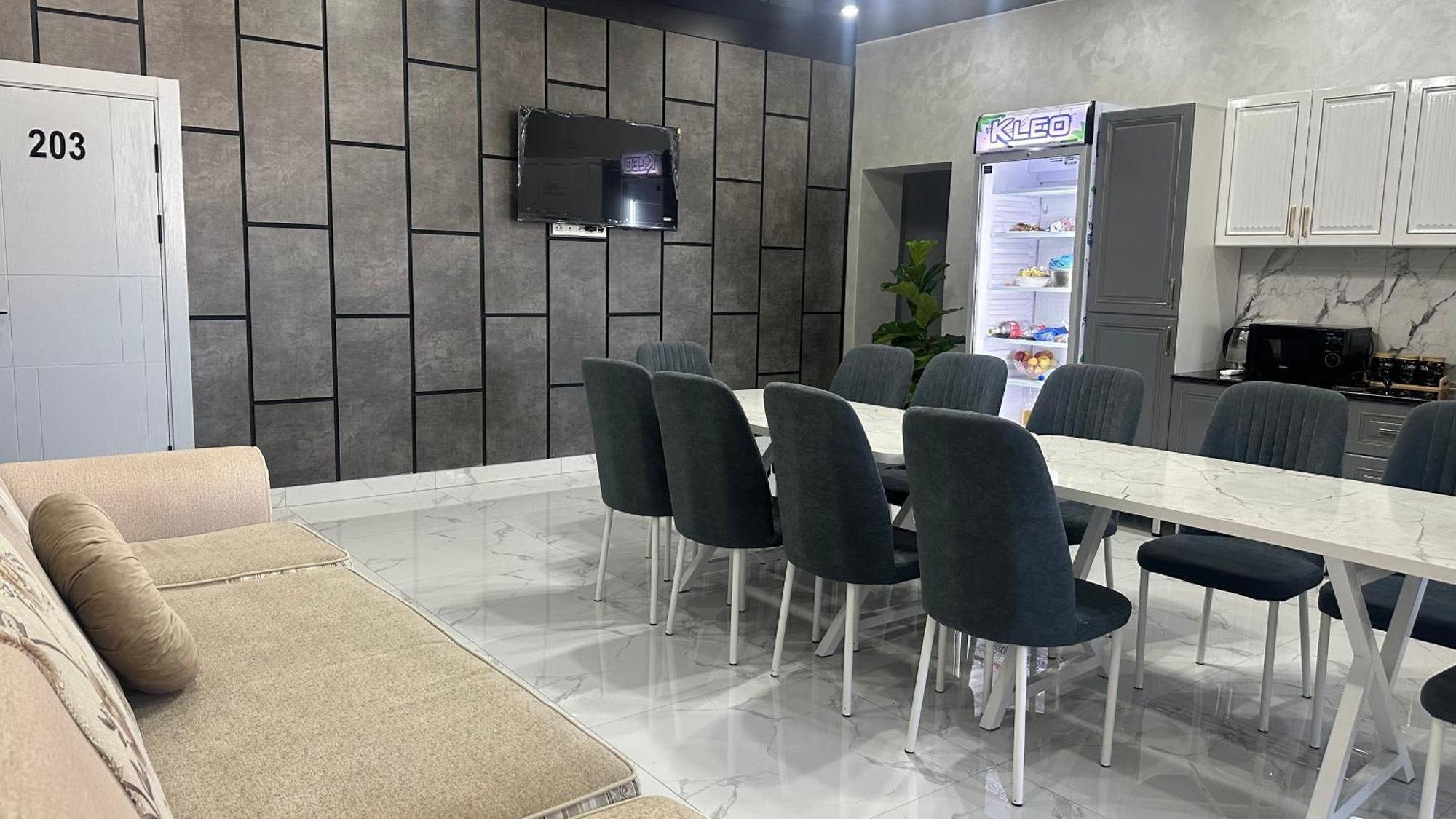 Nazar Hotel & Hostel Turkistan Zewnętrze zdjęcie